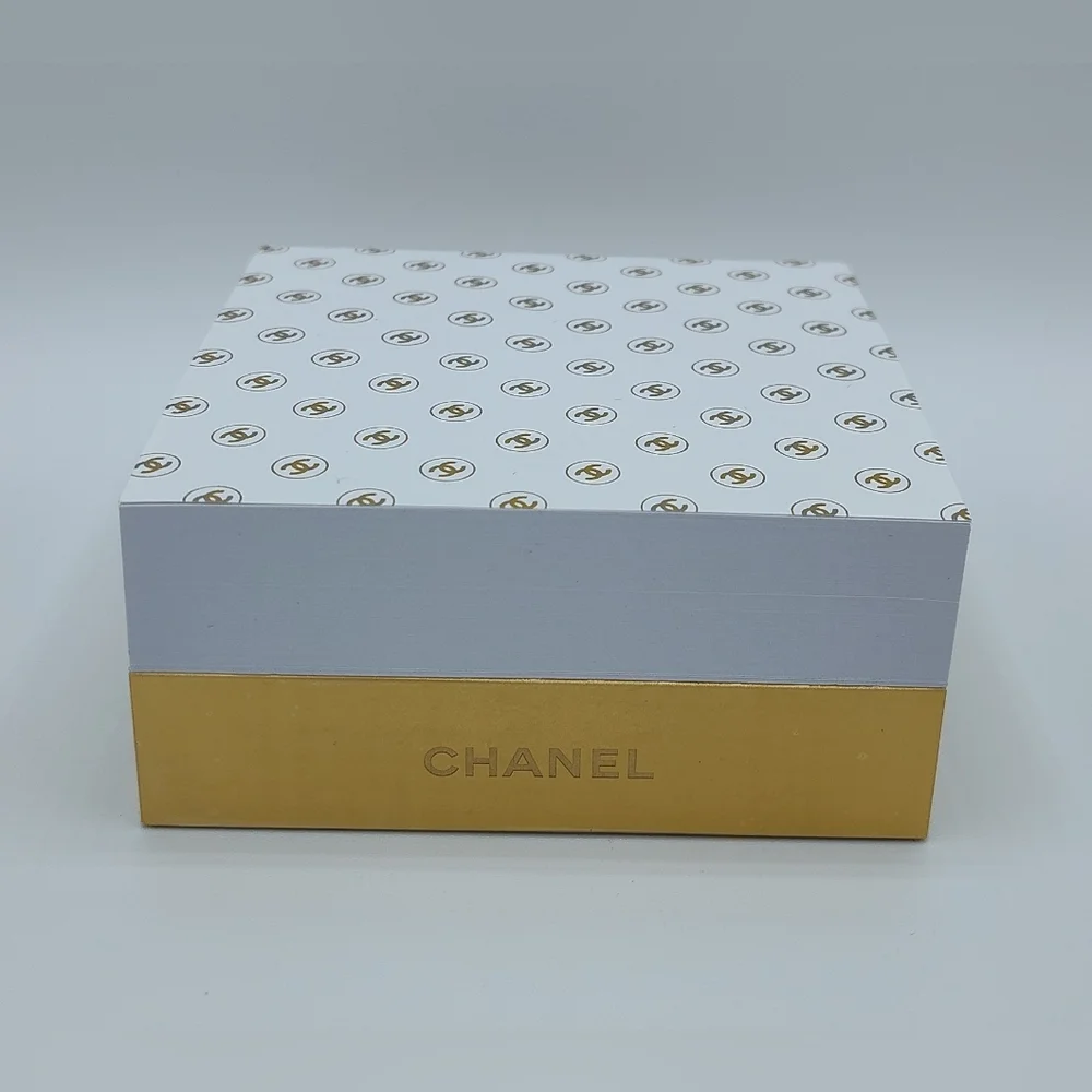 CHANEL Boutique Sticky Note Block Heavy Gold Base Luxury Desk Paper NIB